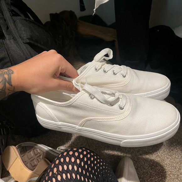 Shoes - Picture 1 of 2